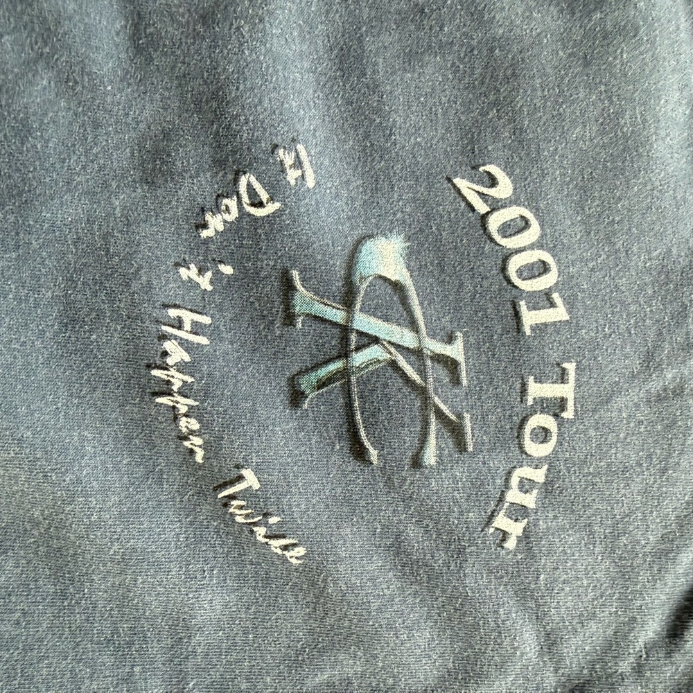 Vintage 2001 Kenny Chesney Concert T-Shirt